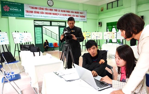Dự án ITTP ĐH Đông Á: Chọn CNTT như một “cứu cánh” cho bạn trẻ thiệt thòi, kém may mắn